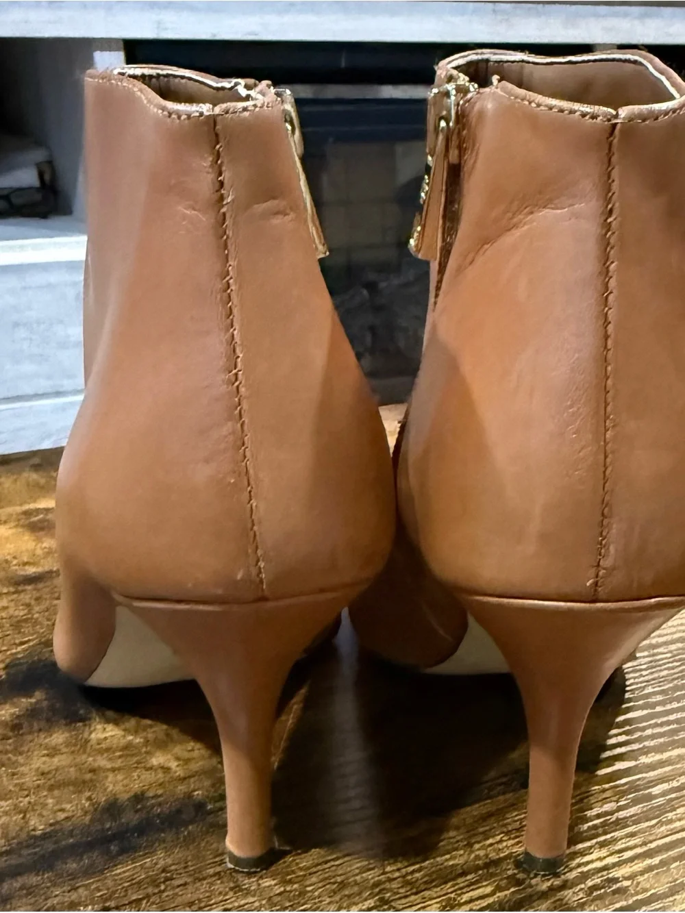 Ann Taylor Leather Cap Toe Ankle Booties 7.5M Cognac Black Pointed Toe